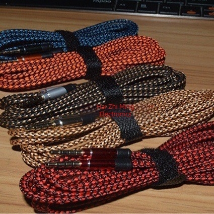 Cablu audio împletit cu Velcro, învelitoare din nailon, conectori 3,5 mm bărbați la 3,5 mm bărbați, nucleu CCA, conductor din aliaj, BV certificat