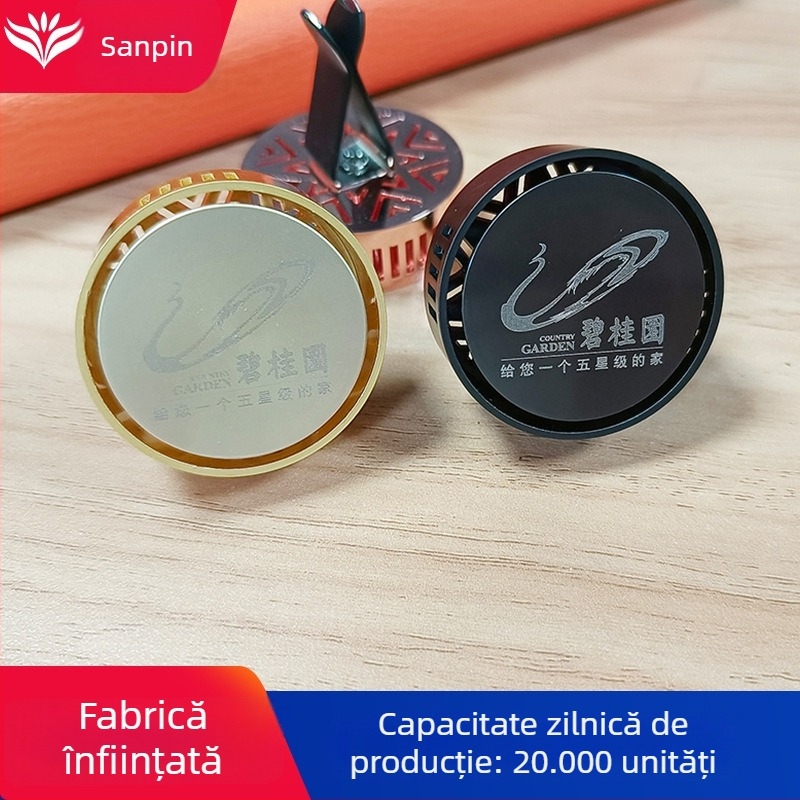 Clip metal pentru aromatizatorul de aer al mașinii, parfum Marine Wood, durează 31–60 zile