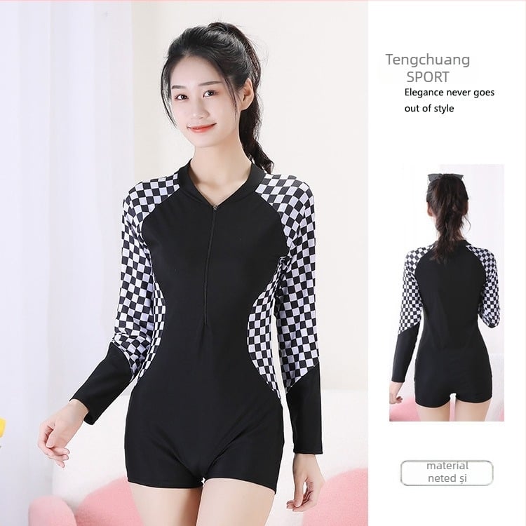 Costum de baie întreg, mâneci lungi, model în carouri, design conservator, cu burete pentru bust; poliester 94%