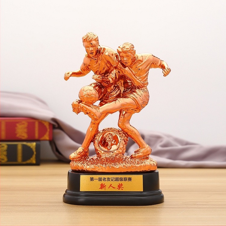 Trofeu de fotbal din rășină cu placare aurie, imprimare logo disponibilă, greutate netă 900 g, marcă HUTSYMQ
