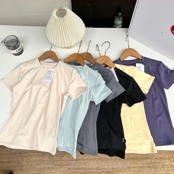 070101 Tricou pentru femei, cu mâneci scurte, pentru yoga, fitness și alergare, uscare rapidă