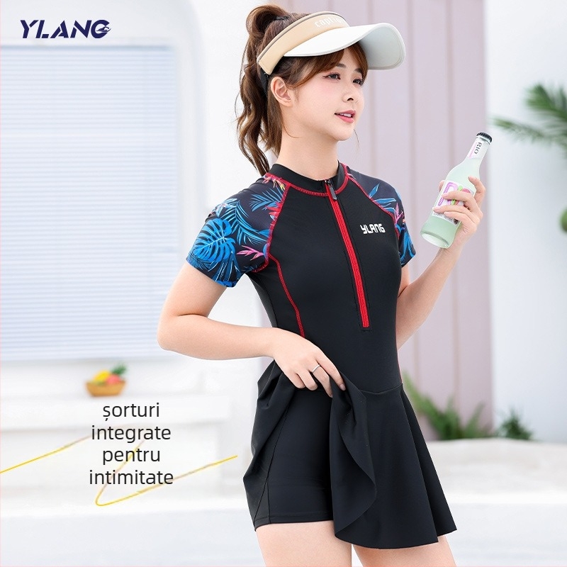 Costum de baie întreg pentru femei, mâneci scurte, cu burete la bust, model solid, material poliester