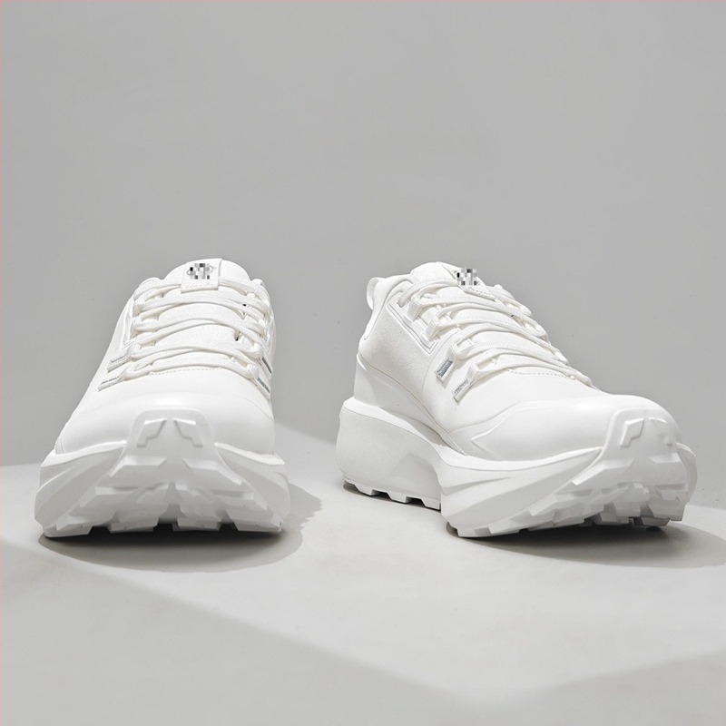 Pantofi de drumeție unisex – impermeabili, antiderapante, rezistenți la uzură, talpă turnată prin injectare (Upper: TPU + piele artificială + țesătură; închidere cu șireturi; talpă de cauciuc; interior din bumbac)