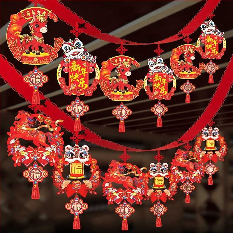 Ornament suspendabil din țesătură nețesută cu model zodiacal cal pentru decorul spațiilor festive (06968)