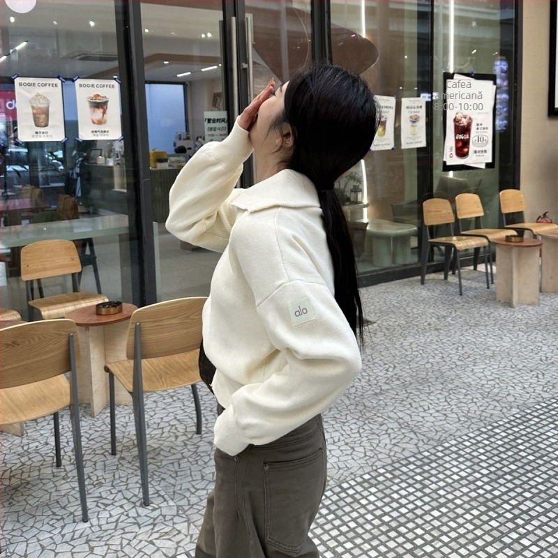 Cardigan cu fermoar și guler înalt, croială lejeră, lungime scurtă 40-50 cm, tricot din acril și poliester, stil japano-coreean casual