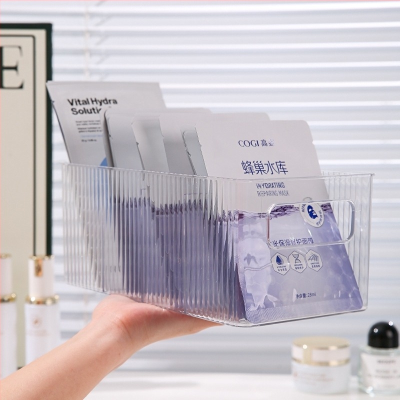 Cutie de depozitare a condimentelor din plastic, cu compartimente multiple pentru sticle și borcane; imprimare logo disponibilă; lansare în primăvara 2013; stil lux ușor