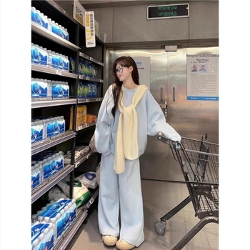 Set pantaloni casual din trei piese pentru femei, mâneci lungi, pantaloni trei sferturi (polyester, iarna 2025)