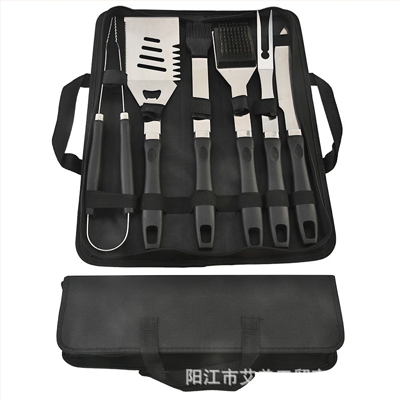 Set portabil pentru grătar din oțel inoxidabil 410, mâner în formă de dovleac, în husă din material Oxford — include cuțit, clipsă, perie, furcă, frigărui și spatulă