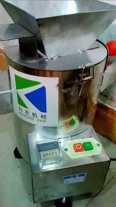 Comutator pentru mașina de decojit castane, cu buton impermeabil, certificat 3C, tensiune sub 220V