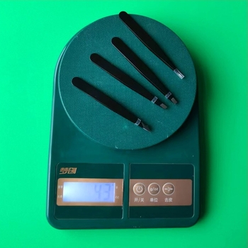 Pensete pentru sprâncene din oțel inoxidabil – set de patru cu vârfuri înclinate și vârfuri cu cârlig