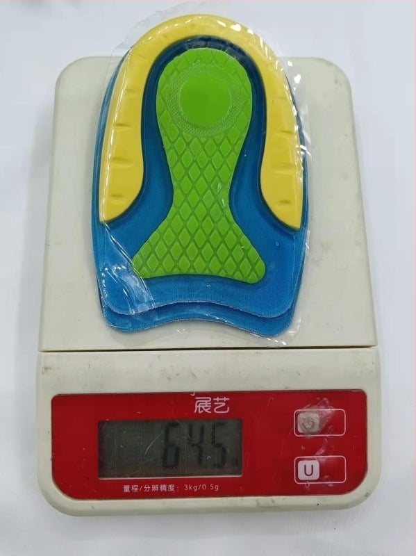 Perne pentru calcâi din TPE pentru încălțăminte – absorbție șocuri, creștere înălțime internă în formă U, model relief, stil semi-pod