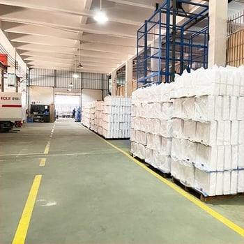 Rezervor de apă pentru toaletă - PP material - acționare manuală prin apăsare - producție OEM - stil modern minimalist - brand Hejiating