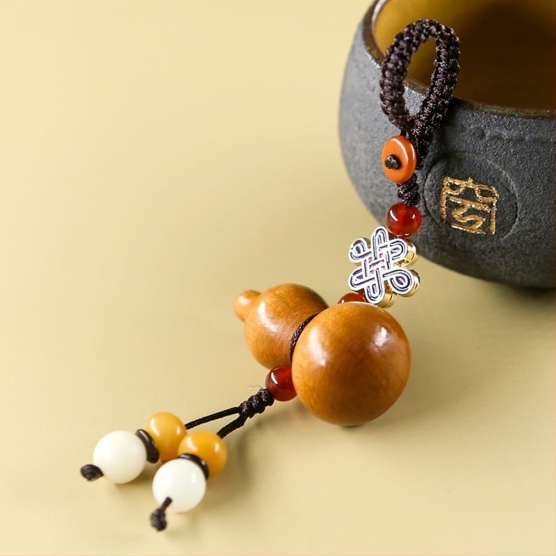 Lanț de chei pentru mașină din lemn de piersic, marca Mu ran, modelul 888