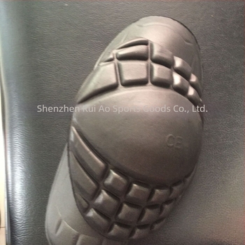 Set de protecție pentru motocicletă, cinci piese, cu protecții EVA integrate: coate, umeri, genunchi și spate