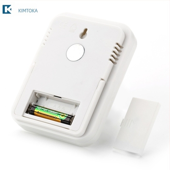 KIMTOKA TH028 — higrometru digital interior cu precizie temperatură ±1°C, precizie umiditate ±5%, alimentare cu baterie AA.