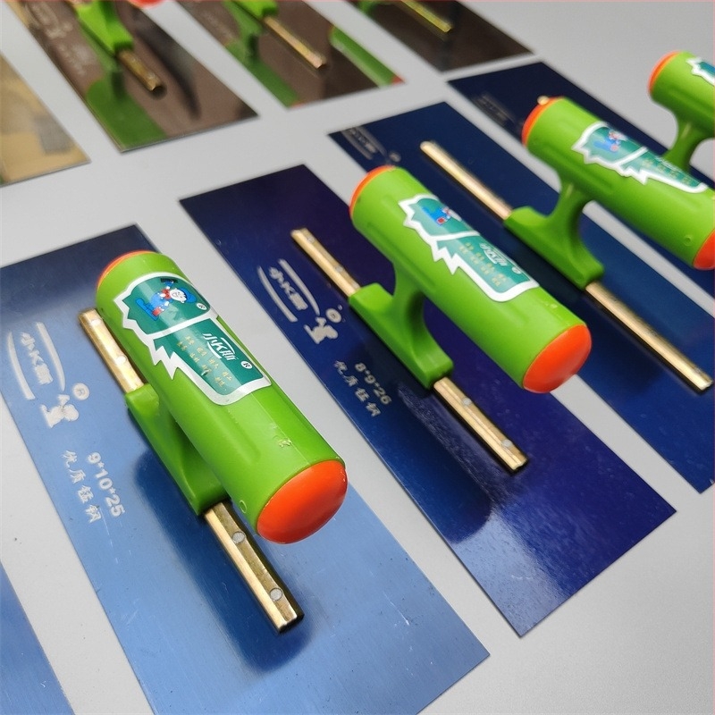 Șpachtă pentru ipsos și tencuială cu mâner din plastic, fără cui, lamă din oțel