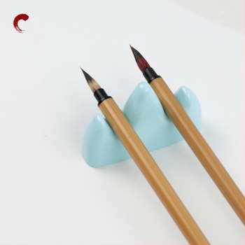 Suport pentru pensule de caligrafie, formă muntoasă, cu motiv fluture-delfin (Brand art, Material plastic, Model 023568956)