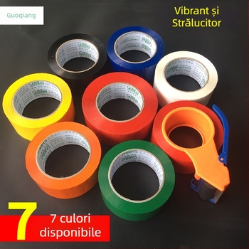 Bandă de ambalare; material de bază: film Bopp; adeziv: lipici; grosime film: 44 µm; rezistență la temperatură: până la 100°C; suprafața poate fi scrisă.