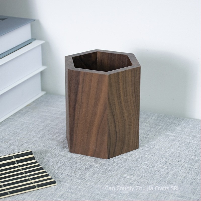 Suport pentru pixuri din lemn de nuc, pătrat, fără capac, stil modern minimalist; capacitate 10; imprimare logo disponibil