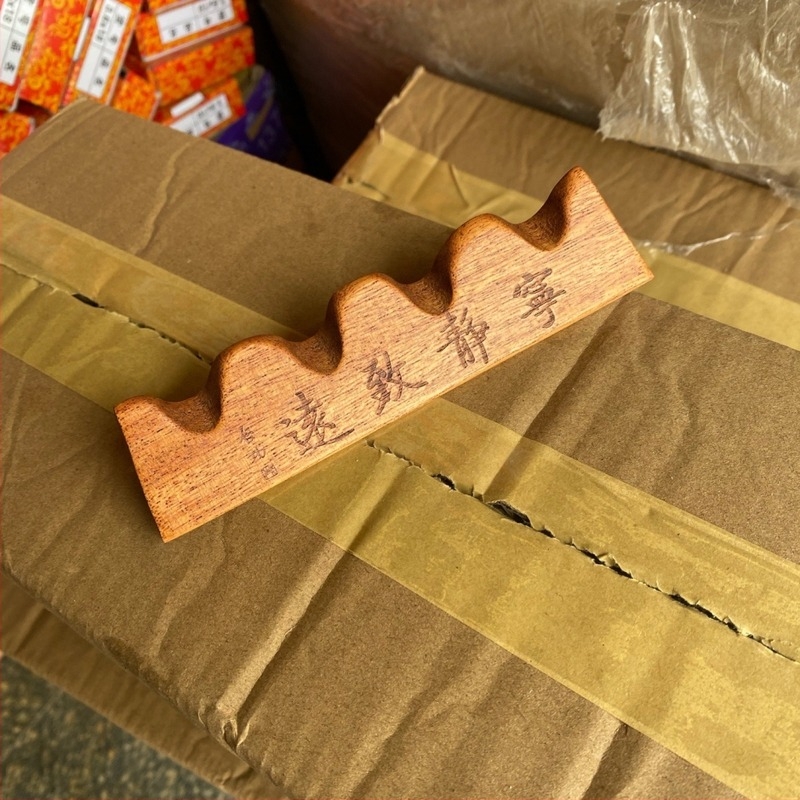 Suport pix cu formă de dragon Zhao Bizhuang, catalpa mahogany, model 3425423, logo imprimat, fără personalizare, neimportat