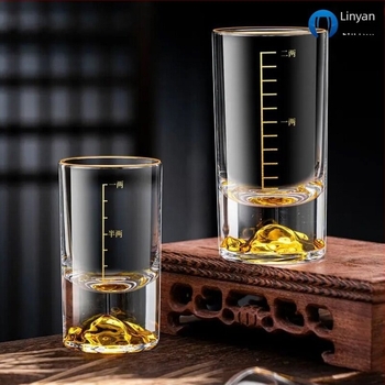 Pahar pentru băuturi spirtoase cu scară, din sticlă, stil modern minimalist, personalizabil, greutate 175 g