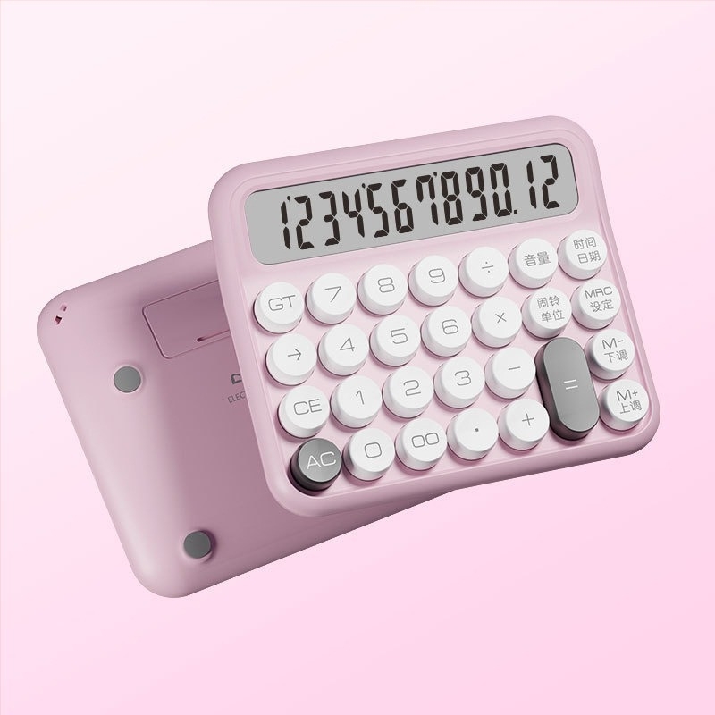 Calculator cu ecran mare de 12 cifre, tastatură antiderapantă, taste cu senzație mecanică, alimentat cu baterie AA