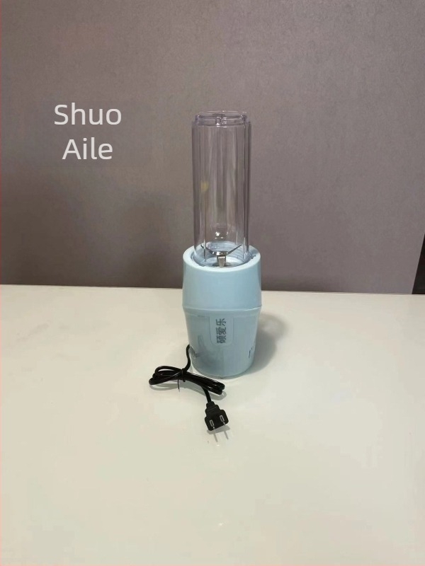 Storcător de fructe mini portabil pentru bucătărie, procesor de fructe și sucuri, capacitate sub 1 L, tensiune ≤ 36 V, viteză motor ≤ 10.000 rpm, lamă de amestec: 1, cu lame de amestecare duble, control mecanic