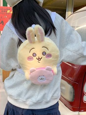 Rucsac Usagi din pluș, design în stil japonez de animație, căptușeală din nailon, închidere cu șnur, buzunar laminat cu fermoar