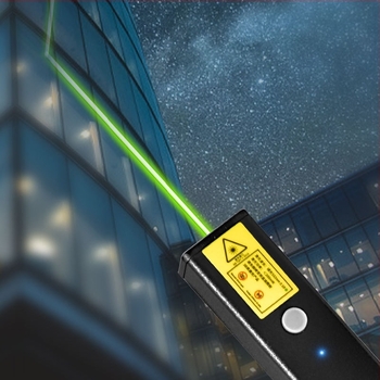 Stylus laser cu încărcare Type-C, corp din aluminiu Sub-Light, logo imprimat, fără personalizare (Brand: Sub-Light; Material: Aluminiu; Tip: Stylus laser; Logo imprimat: Da; Personalizare: Nu)