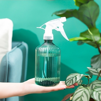 Cană de udare din plastic, tip furtun