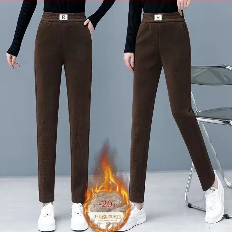 Pantaloni dama talie înaltă, velur fleece, croială creion, amestec poliester 80–90%, buzunare în stil coreean