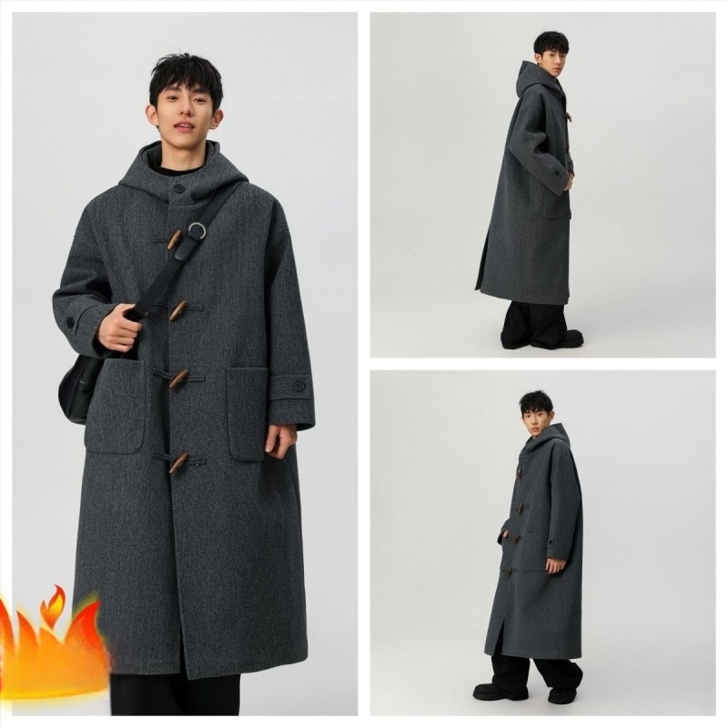 Palton, stil tânăr, guler înalt, închidere cu nasturi pe un rând, țesătură principală din păr de iepure