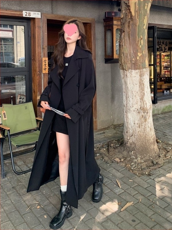 Palton damă windbreaker, ultra‑scurt, fără mâneci, guler stil sacou, croială în formă de A, talie cu șnur, material amestec bumbac‑poliester