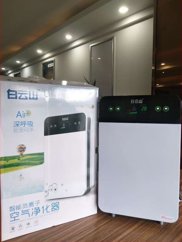 Purificator de aer cu ioni negativi pentru uz casnic | Eliminare fum și praf, debit de aer 51-150 m3/h, acoperire 41-60 m2, control tactil și telecomandă