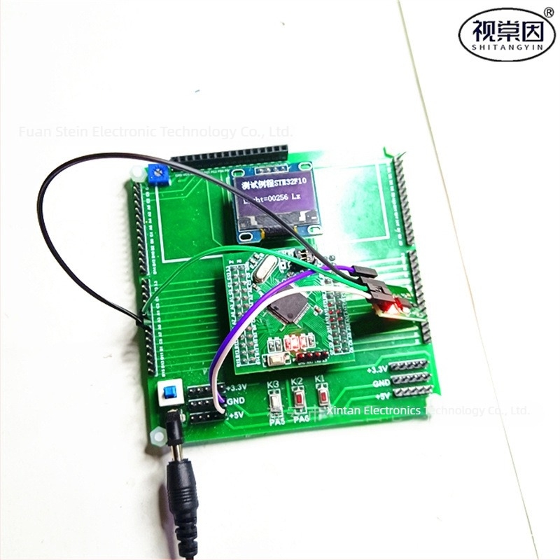 Senzor BH1750 de intensitate a luminii GY-30 cu microcontroller 8051 pentru măsurarea luxului