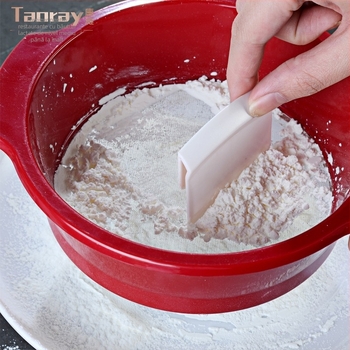 Sită de făină cu plasă ultra-fină pentru coacere — design modern minimalist