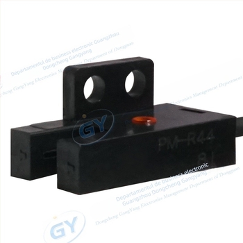 Senzor fotoelectric PM-R44, montaj pe partea dreaptă, seria PM, răspuns de 1 kHz