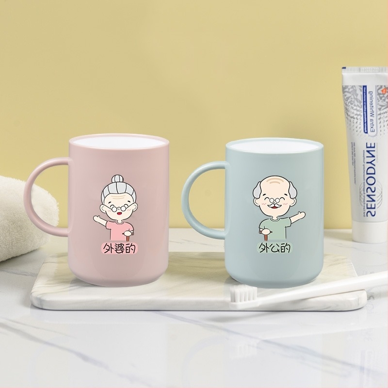 Set de cești pentru periuția de dinți și clătire a gurii, familie (părinte și copil), 3–5 membri, din plastic