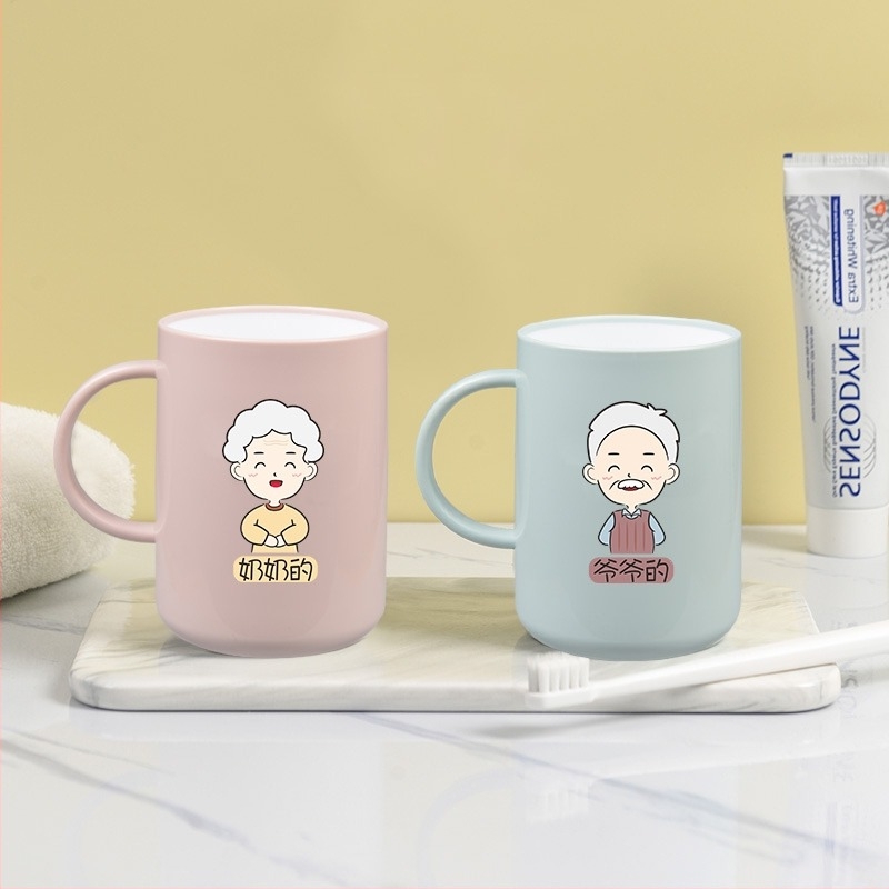 Set de cești pentru periuția de dinți și clătire a gurii, familie (părinte și copil), 3–5 membri, din plastic