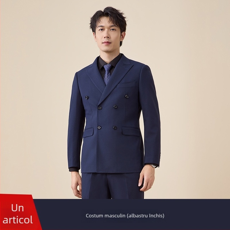 Costum bărbătesc cu nasturi dubli, croială slim, rever plat, deschidere centrală la spate, poliester 67,8%