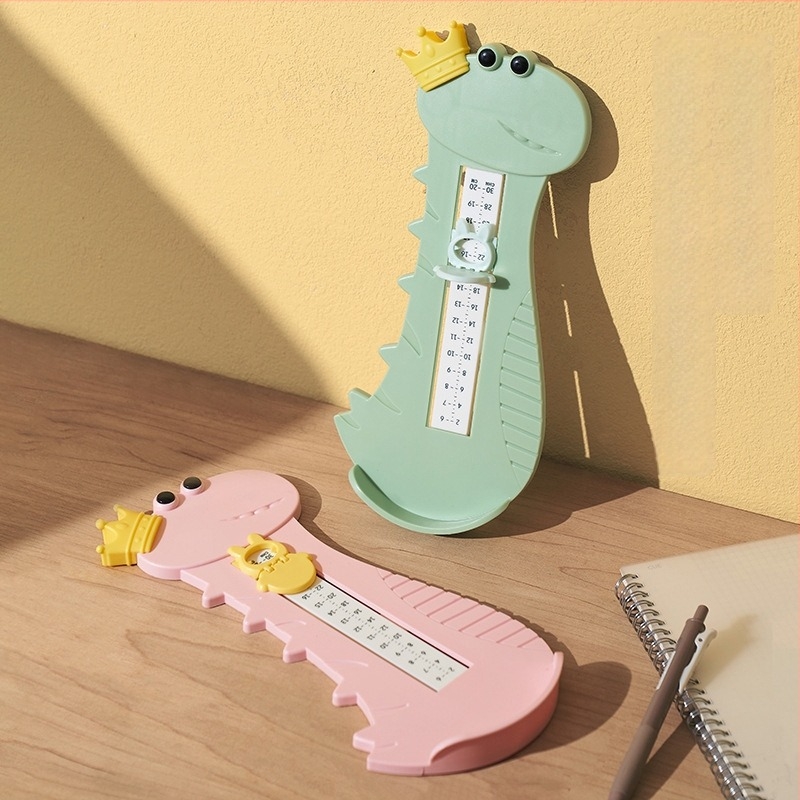 Instrument de măsurat piciorul pentru bebeluți și copii – riglă pentru lungimea piciorului, ABS plastic, Model 825, Stil Cartoon Paradise