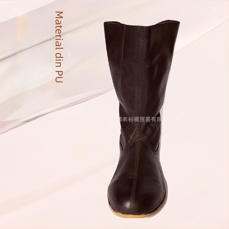 Cizme de cavaler din piele cu două straturi, talpă din cauciuc, toc mic 1–3 cm, închidere cu cataramă, căptușeală din plasă