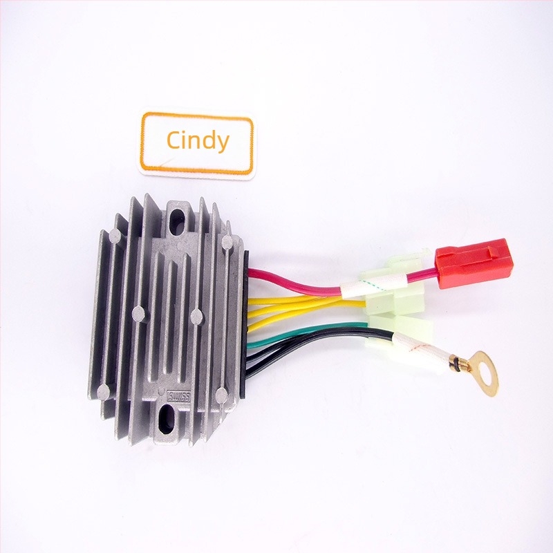 Rectificator pentru motocicletă și regulator de tensiune, carcasă din aluminiu, model BAJAJ BA a, greutate 195 g