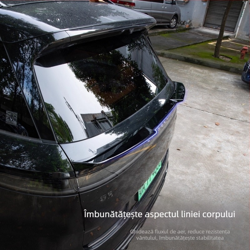 Lynk & Co 900 Kit exterior AKXT Warrior, aripă mijlocie, fără personalizare