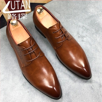 Extensor pentru pantofi Luther cu model complet din lemn de lotus – lemn masiv, model complet, potrivit pentru adidași, pantofi din piele, casual și de lucru, stil modern formal