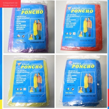 Pelerină de ploaie din PVC pentru adulți, de unică folosință, 85 g, cu strat PE adeziv impermeabil