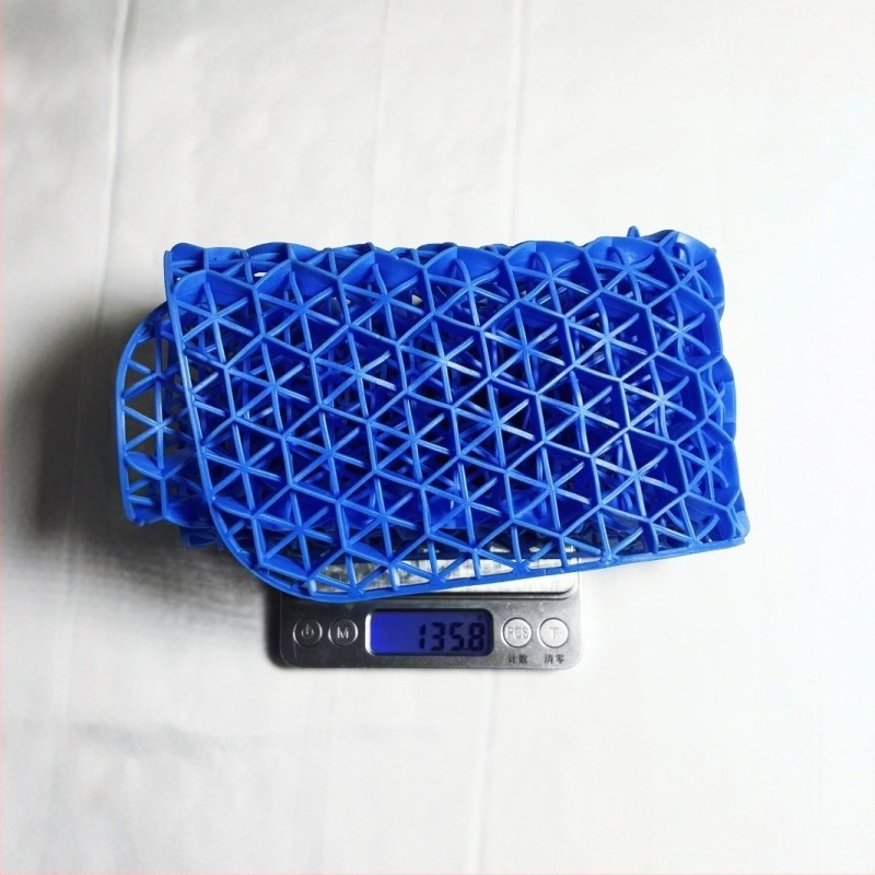 Pernă de șezut cu gel înghețat – design fagure, PVC, umplutură din cristale de gheață, respirabil pentru mașină și birou, greutate 300 g