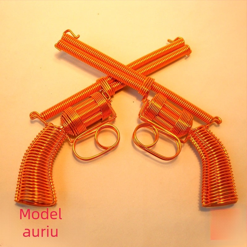 Cutie muzicală, stil revolver, țesut din fir de aluminiu, realizat manual, plastic/rășină