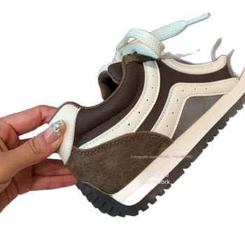 Adidași ușori pentru drumeții pentru femei, talie medie, talpă plată, culoare solidă, stil korean și antrenori militari germani, încălțăminte de primăvară