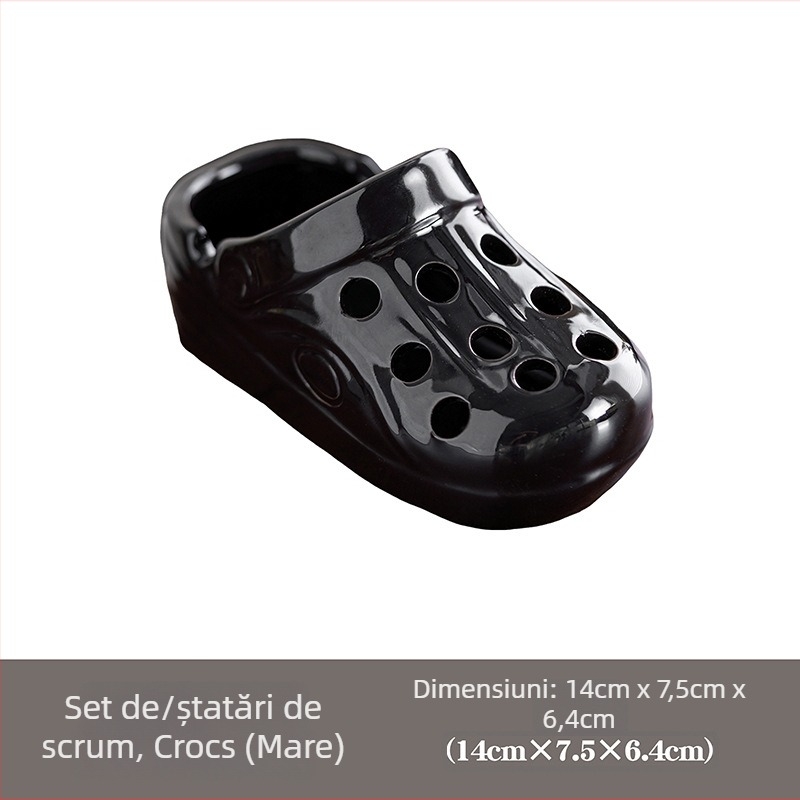 Scrumiere ceramică în formă de papuc, cu logo imprimat; Brand Mu nanshan; Origine Dehua; Ambalaj: 20 buc.; Material: ceramic.